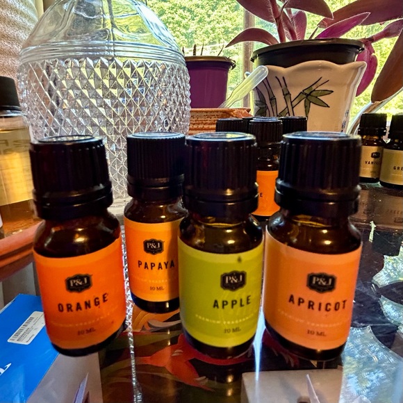 NEW Bundle of four 10 ml fragrance oils from P&J Trading - Picture 11 of 11